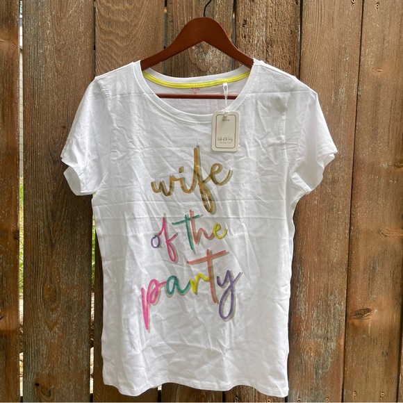 Women’s White Graphic Tee Wife of the Party Colorful Text Size Medium NWT - Picture 1 of 8